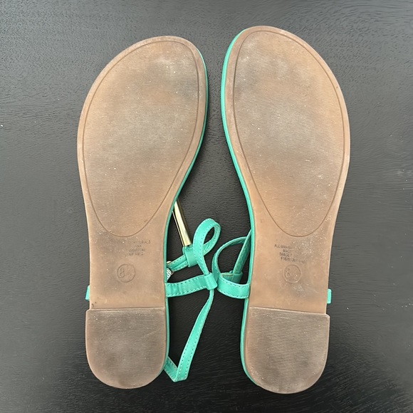 Mossimo Strappy Sandal - Picture 2 of 3